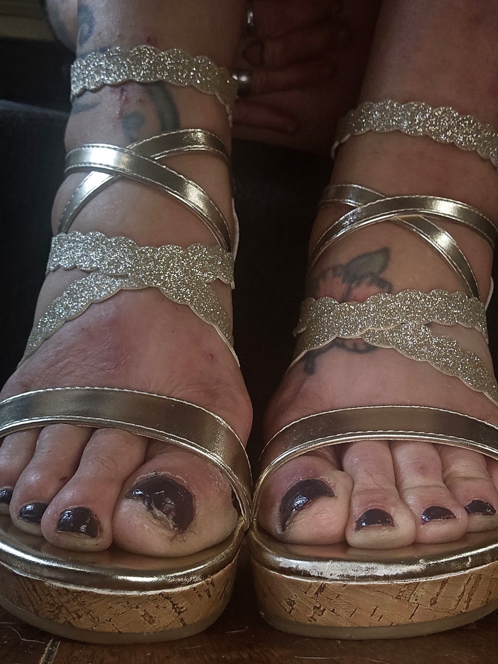 Dream Pairs Gold Glitter Crisscross Wedge Sandals
